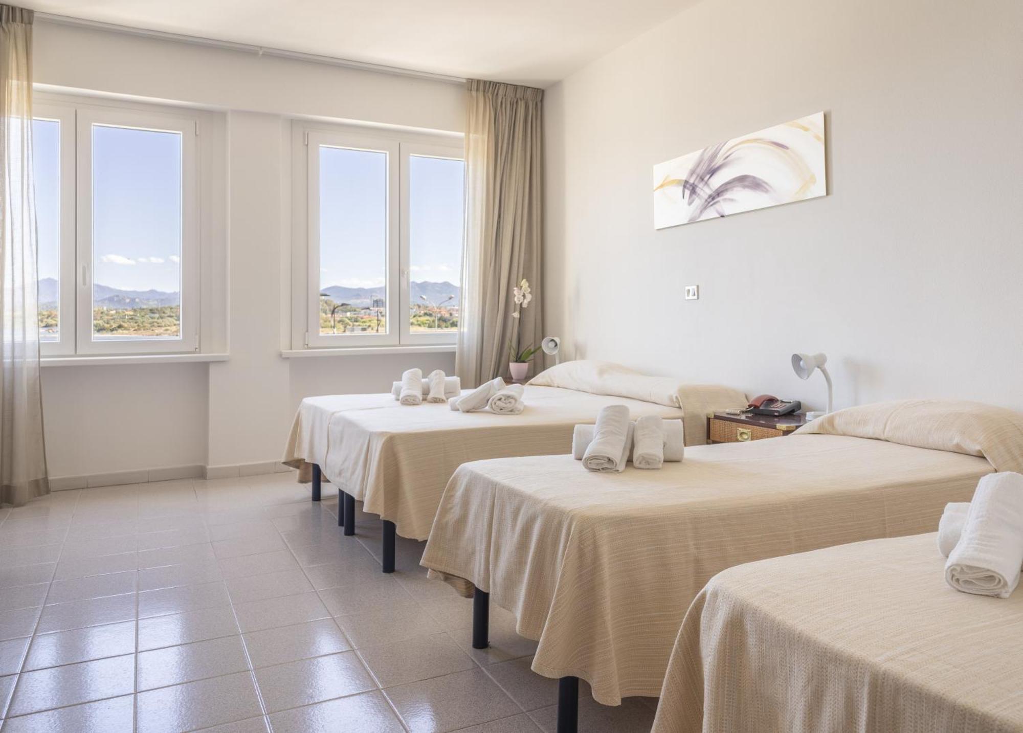 Hotel De Plam Olbia Kültér fotó